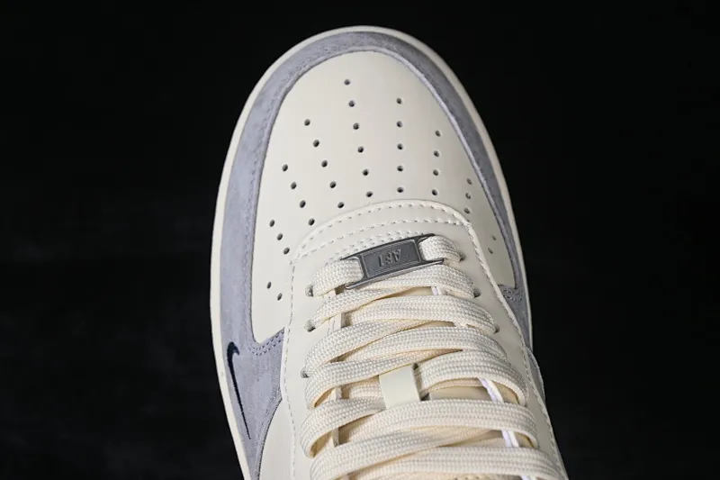 All categories Nk Air Force 1 Air Force series Nk Air Force 1 Low Air Force low-top Nike Air Force 1'07 Low Milky white and blue stitching Air Force 1 low-top casual sneakers NH0601-580
